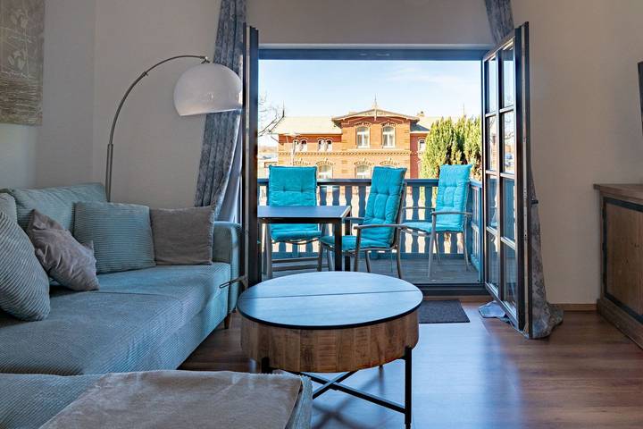 Ferienhaus für 4 Personen, mit Balkon und Seeblick in Barth - 2