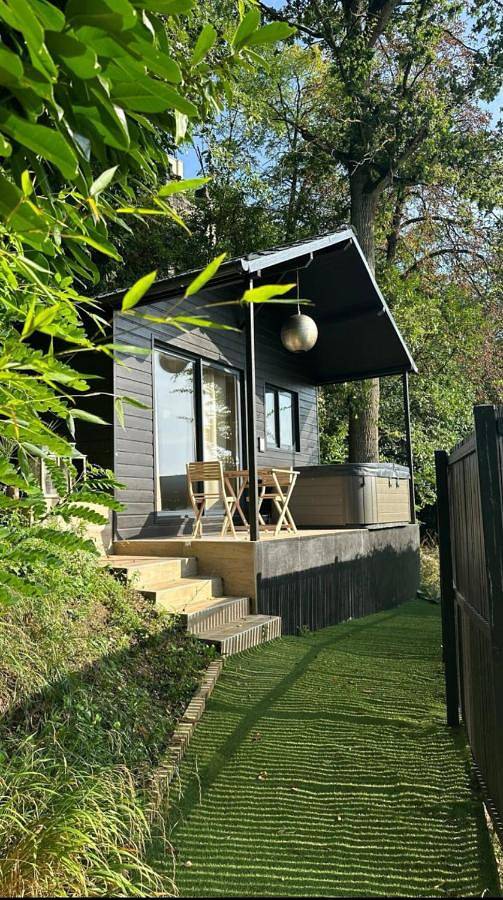 Maison d’hôte pour 2 personnes, avec vue et terrasse à Le Plessis-Robinson
