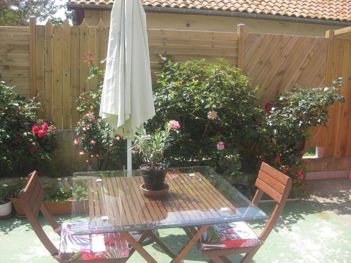 Appartement entier, One-Bedroom Apartment in Boucau, Région de Bayonne