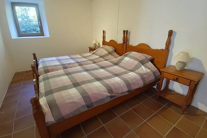 Gîte pour 4 personnes, avec Jardin à Gravières - 3