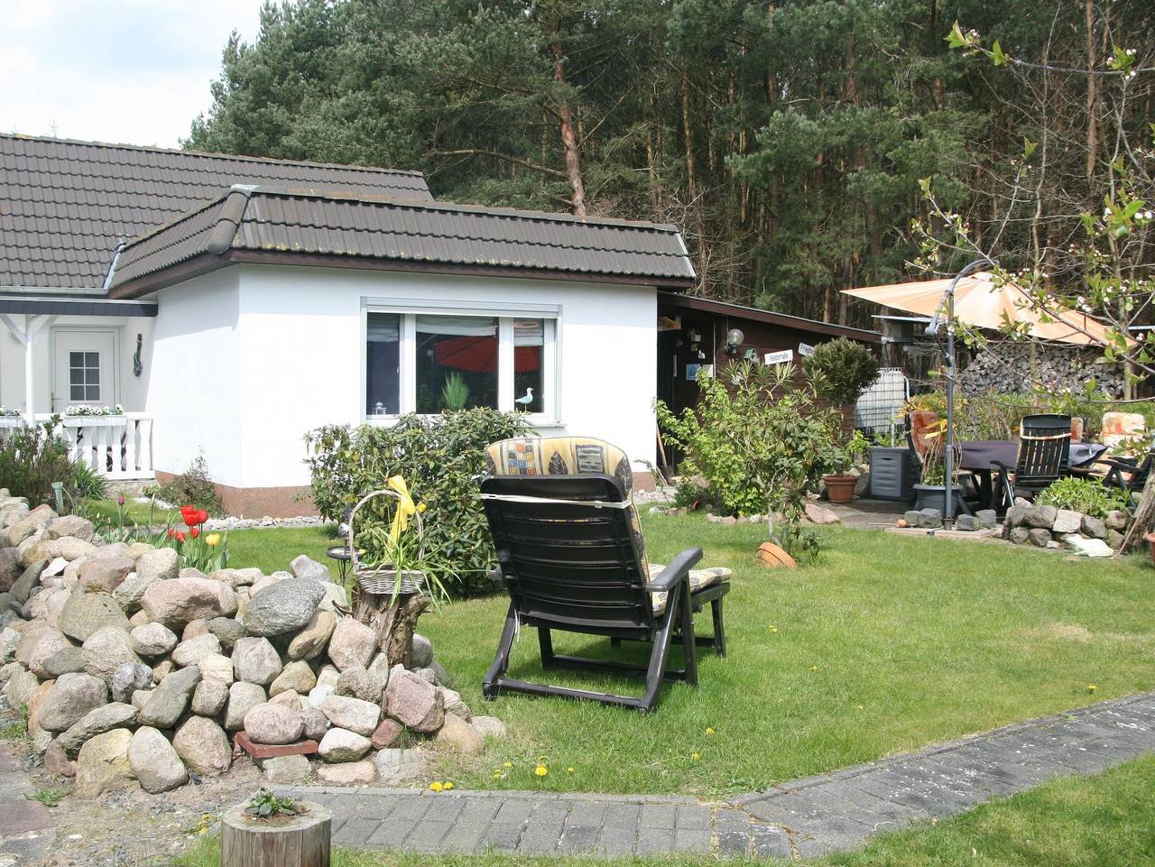 Ganze Ferienwohnung, Ferienhaus am Waldrand Biendorf bei Kühlungsborn - 2-Raum-Ferienhaus (70m², max. 4 Pers.+1 Baby) in Biendorf, Neubukow-Salzhaff