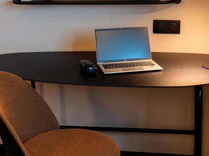 Hôtel pour 2 personnes, avec sauna et jacuzzi ainsi que jardin et piscine, animaux acceptés à Magny-les-Hameaux - 3