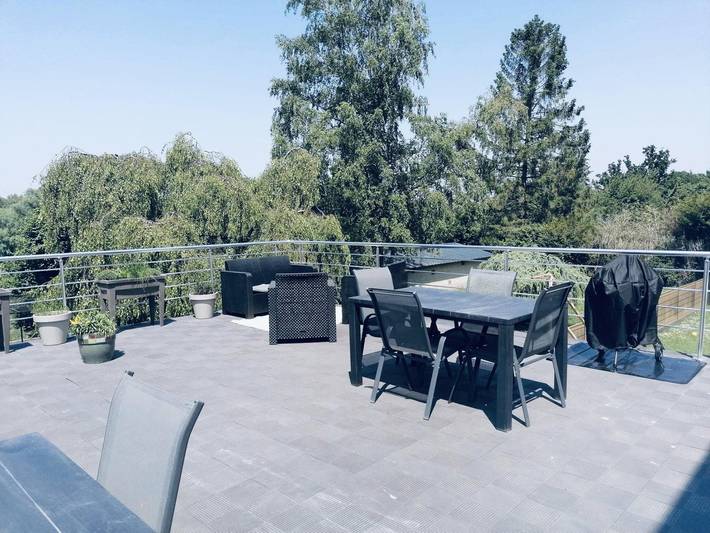 Gîte pour 4 personnes, avec terrasse et jardin
