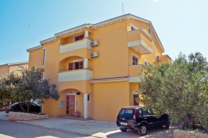Holiday rental for 4 people, with balcony in Croatia