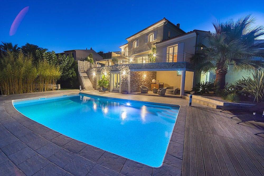 Villa pour 8 Personnes dans Saint-Aygulf, Fréjus