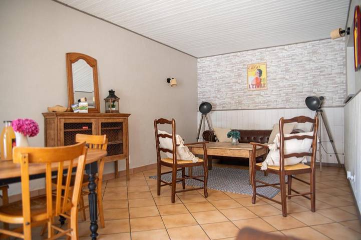 Location de vacances pour 4 personnes, avec balcon à La Verrie - 2