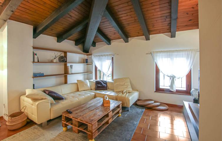 Appartement confortable près de San Pietro al Natisone - WiFi, AC, Parking in San Pietro al Natisone, Province d'Udine