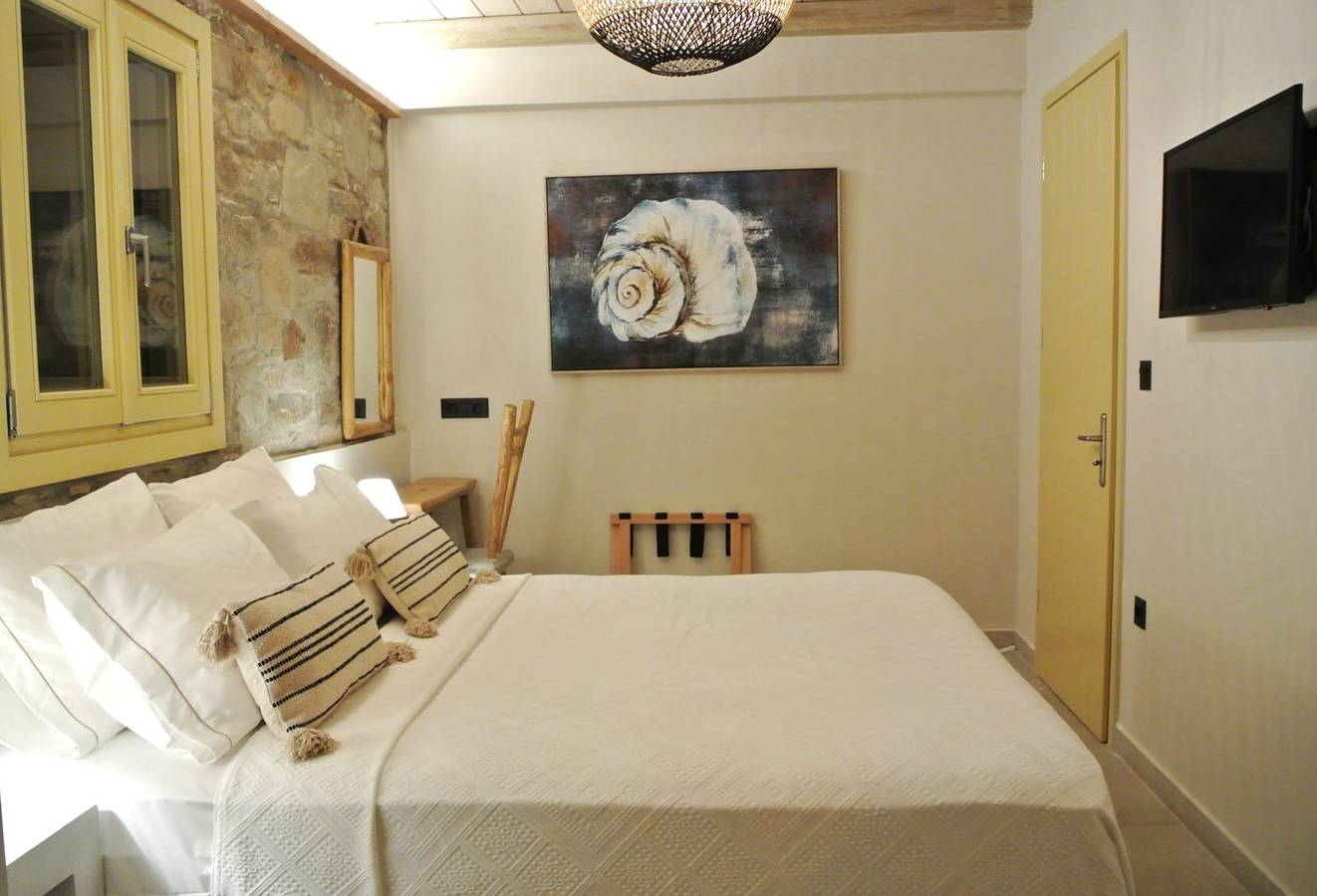 Lavish Ios Villa | Villa Lithos | 2 Bedrooms | Breathtaking Sea Views | Private Outdoor Pool | Private Furnished Terrace | Outdoor Dining Area | Private Garden | Prime Location in Ios