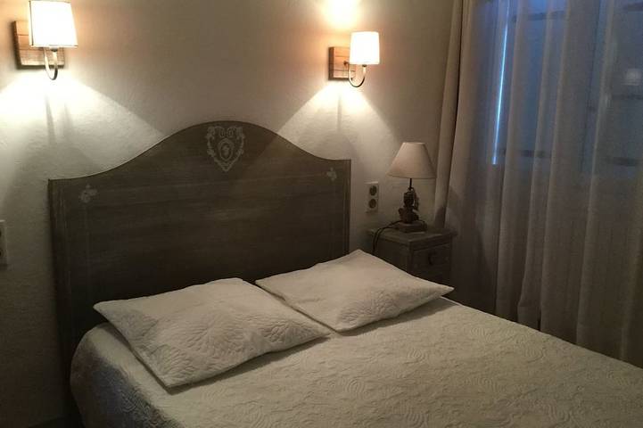 Country House With Private Pool 6m x 13m50. 4-Star Class. in Lagorce, Ardèche