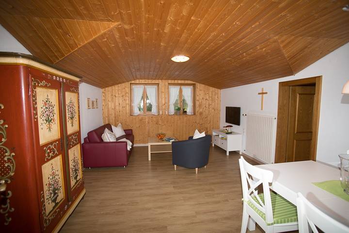 Ferienwohnung für 3 Personen, mit Balkon und Garten in Übersee - 2