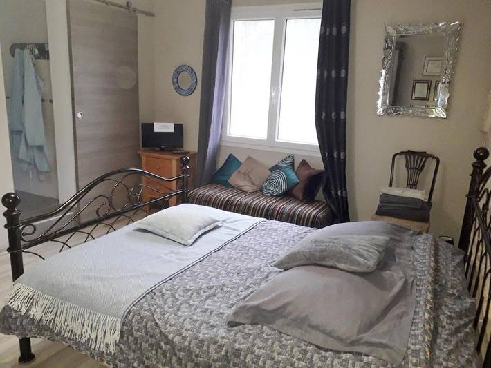 Gîte pour 2 personnes, avec vue et jardin à Tombebœuf - 2