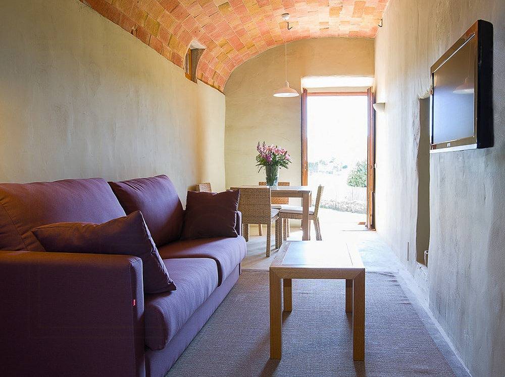 Apartamento entero, Apartamento del s. Xviii con jardín cerca de Begur in Regencós, Costa Brava
