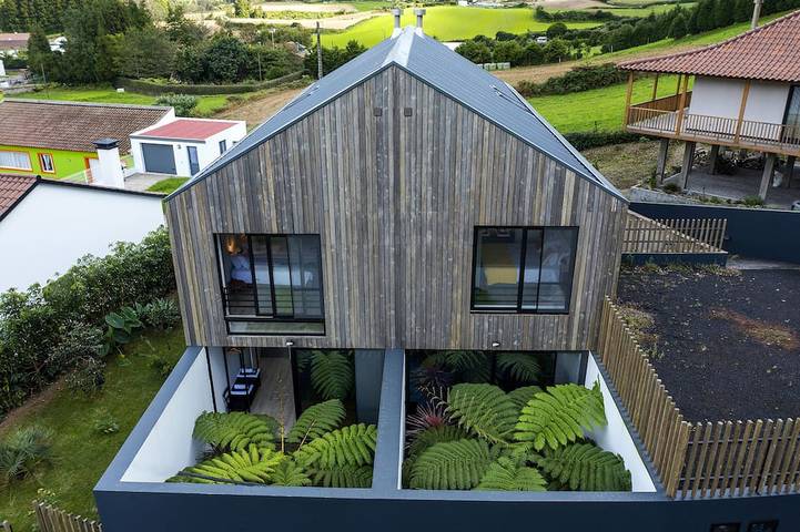 Holiday home for 6 people, with garden and balcony - 1