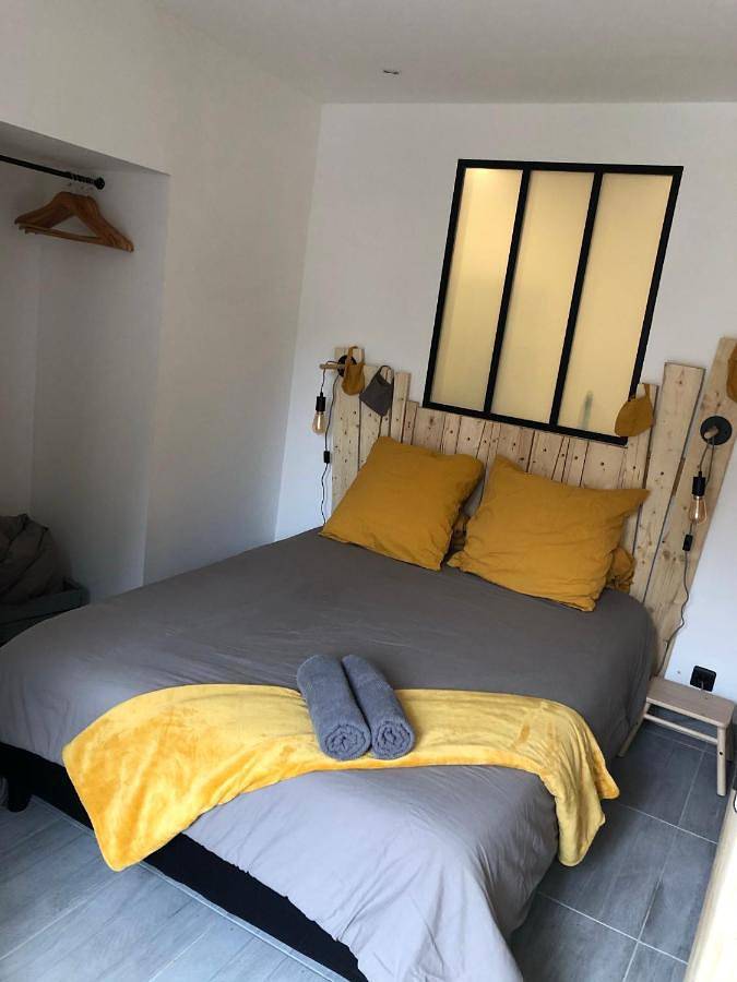 Appartement entier, One-Bedroom Apartment in Lagny-sur-Marne, Seine-et-Marne