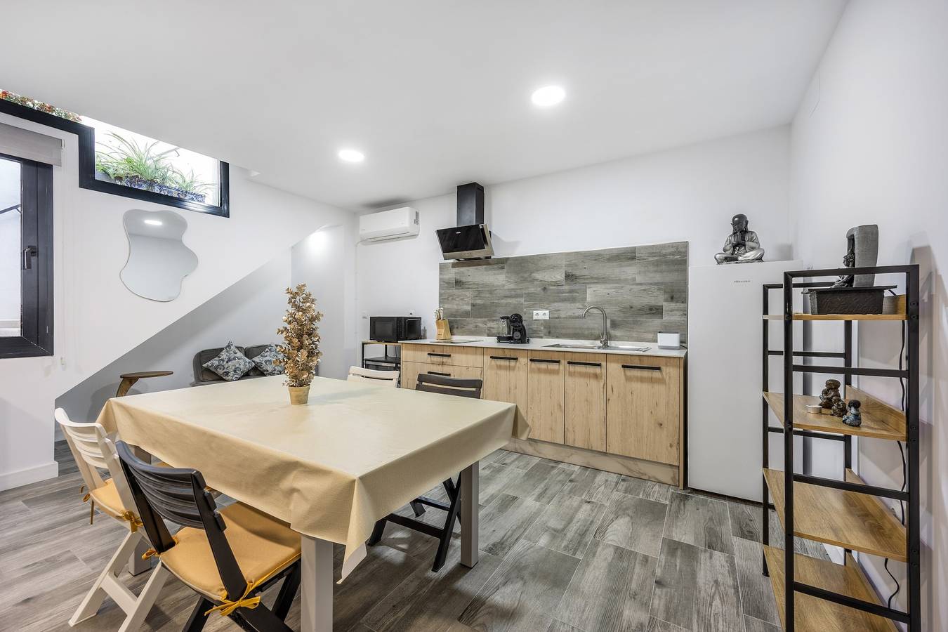 Ganze Wohnung, Apartment 'Tom-isi' mit Wlan und Klimaanlage in Rota, Costa de la Luz