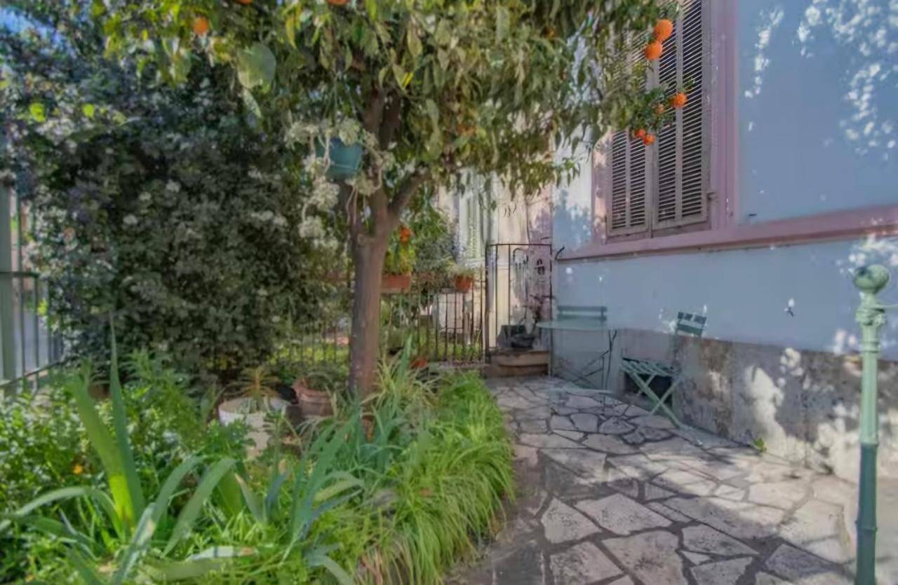 Appartement entier, One-Bedroom Apartment in Hyeres, Parc national de Port-Cros