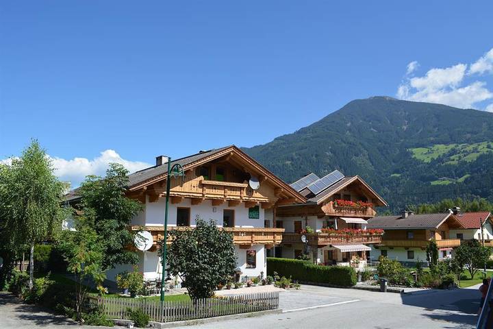 Ganze Ferienwohnung, Apart Oans in Tuxer Alpen, Kaltenbach