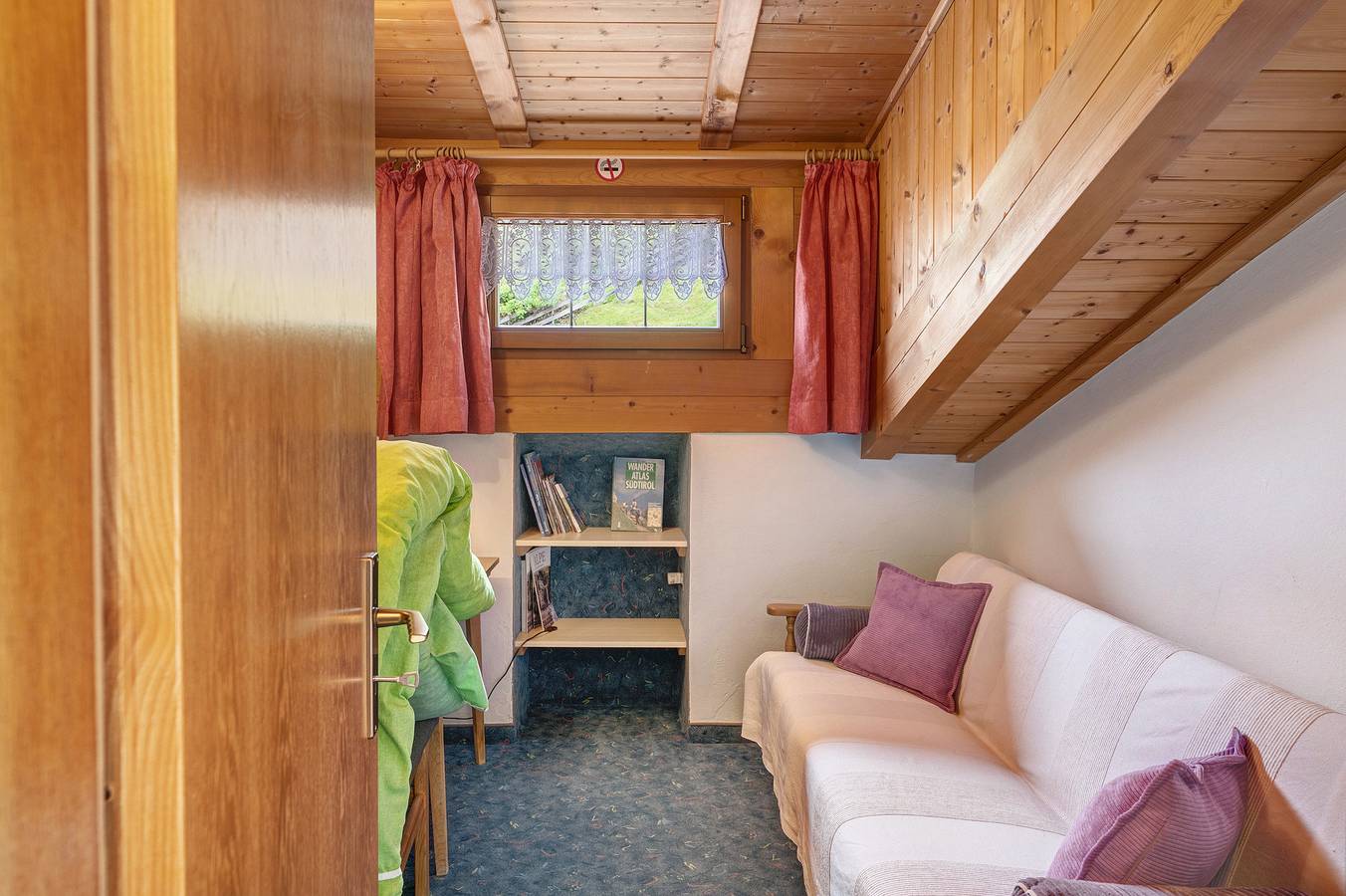 Ganze Wohnung, Ferienwohnung 'Leitner Miniwohnung' mit Bergblick, privater Terrasse und Wi-Fi in Tiers, Dolomiti Superski
