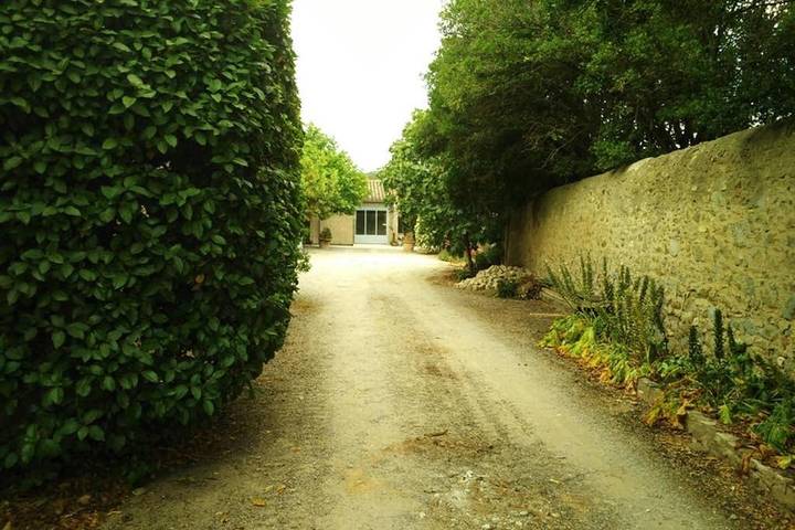 Gîte pour 2 personnes, avec vue ainsi que jardin et piscine à Moux - 3