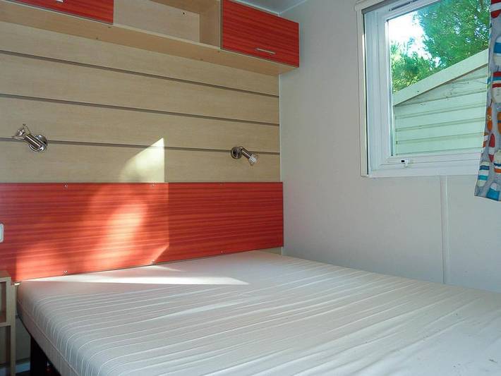 Camping De La Vallée - Mobilheim 4 personen - Mobilheim Supervenus 25m² Klimatisiert + überdachte Terrasse 10m². in Saint-Jean-Pla-de-Corts, Mittelmeerküste (Frankreich)