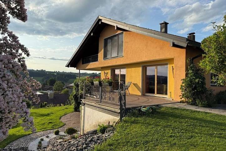 Ferienwohnung für 13 Personen in Weiler-Simmerberg