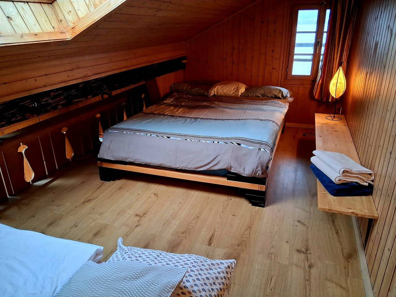 Chalet voor 4 personen met uitzicht in Därligen, Meer van Thun