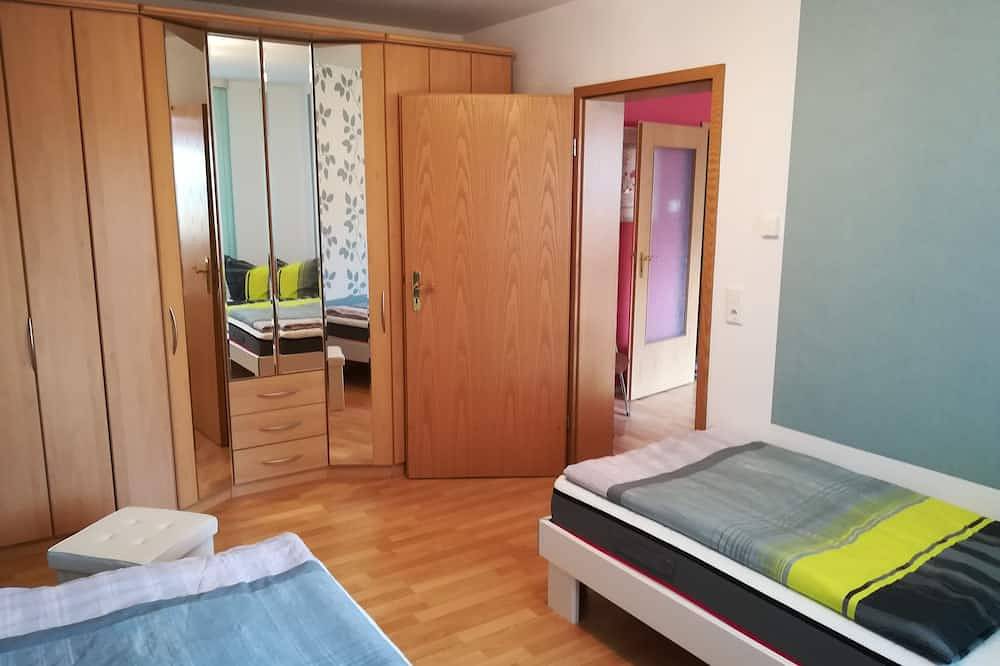 Ganze Wohnung, Gemütliche Fewo zentral und ruhig gelegen; Leipzig in ca.25min erreichbar in Eilenburg, Sächsisches Burgen- und Heideland