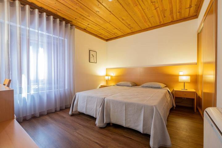 Chambre d’hôte pour 4 personnes, avec piscine et jardin ainsi que vue et balcon dans Barcelos - 2