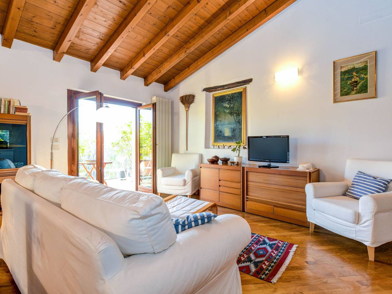 Apartamento entero, '' mit Balkon in Saló, Montañas Garda