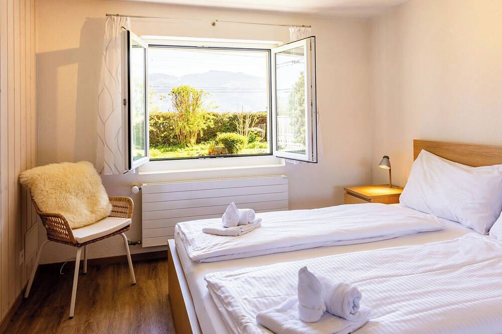Ganze Wohnung, Luna Appartement/Fewo 2-4 Bettwohnung in Thun, Thunersee