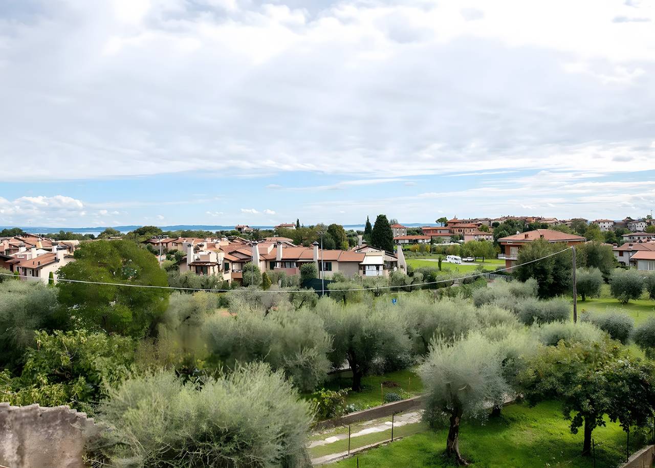 Appartement entier, Appartement « Solarolo Eleonora » avec balcon et Wi-Fi in Manerba del Garda, Montagnes autour du lac de Garde