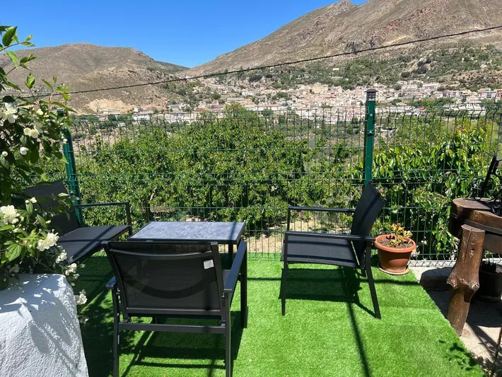 Casa de vacaciones para 8 personas, con vistas y jardín - 1