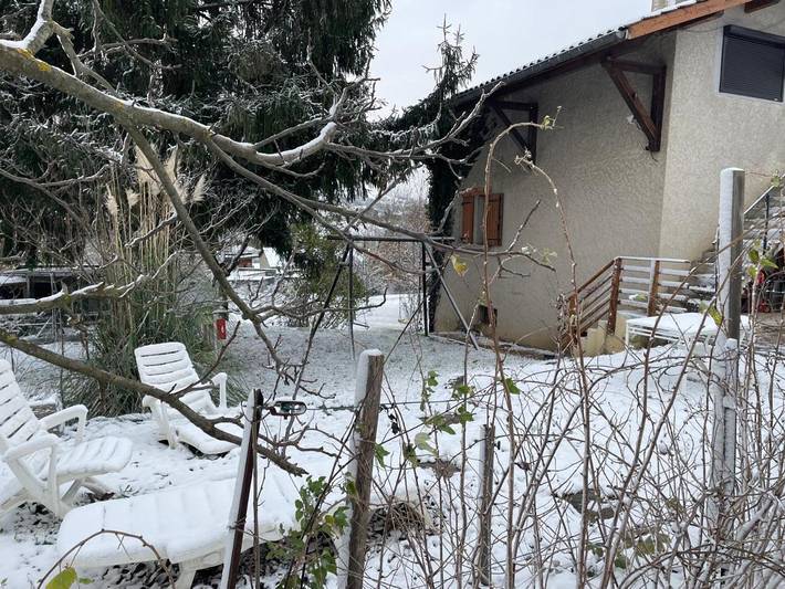 Gîte pour 6 personnes, avec jardin et vue, animaux acceptés à Brié-et-Angonnes - 3