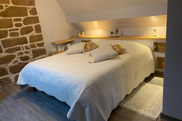 Gîte pour 6 personnes, avec jardin ainsi que terrasse et piscine à Curemonte - 3