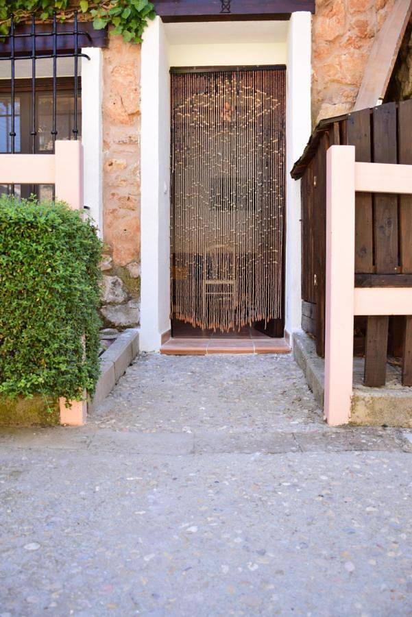 Casa rural para 5 personas, con Terraza y Jardín además de Piscina para niños y Piscina en Villanueva de Viver - 2