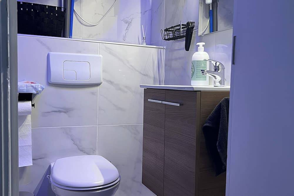 Ganze Wohnung, Cozy 1-bedroom apartment extremely well located - Madou - Eu commission in Saint-Josse-ten-Noode, Flandern