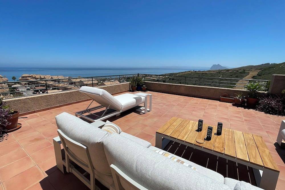 Hel lejlighed, Appartement Sofia & Lola ! Terrasse Panoramique - Vue mer Exceptionnelle in Playa de La Alcaidesa, San Roque