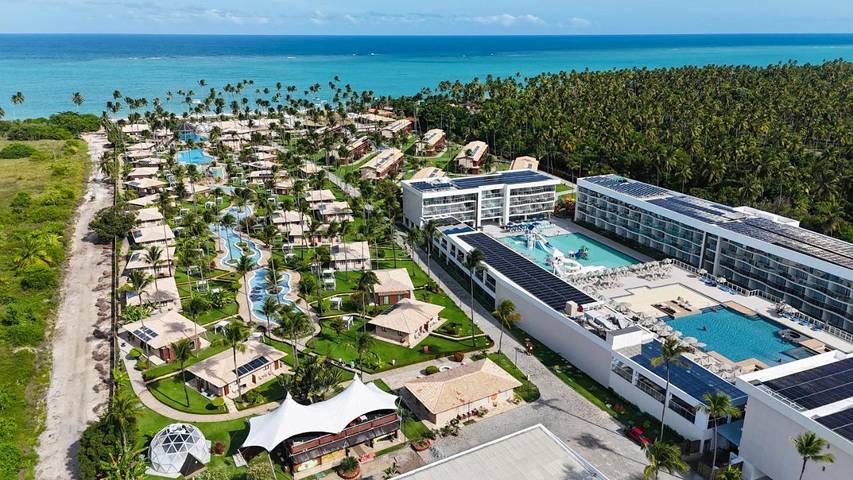 Resort für 3 Personen, mit Garten und Kinderpool sowie Ausblick und Pool - 1