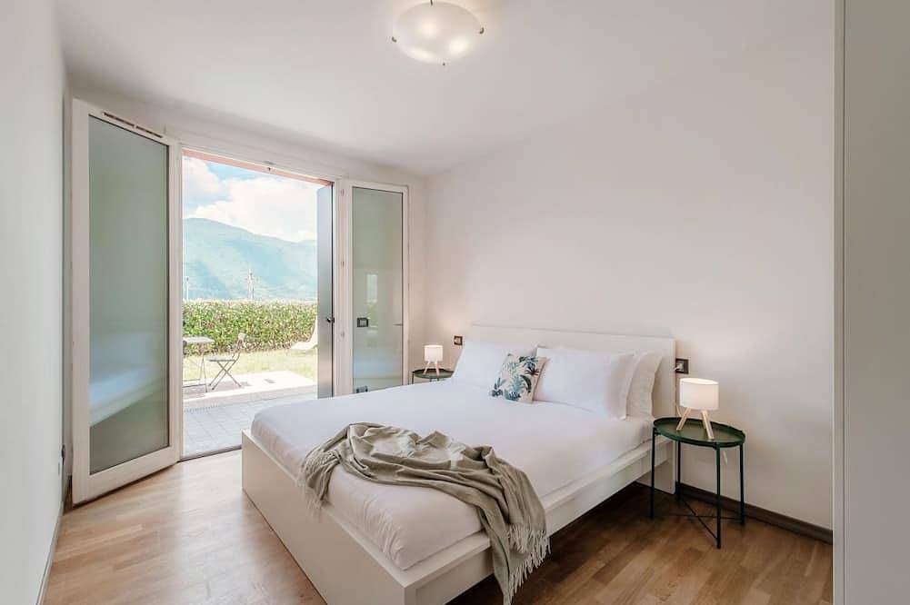 Ganze Wohnung, <strong>Zwei-Zimmer-Wohnung mit Garten in Abbadia Lariana </strong> Lario10 liegt im Herzen von Abbadia Lariana und ist nur wenige Schritte von den zauberhaften Ufern des Comer Sees entfernt. Die helle und fein einge in Abbadia Lariana, Abbadia Lariana Kommune