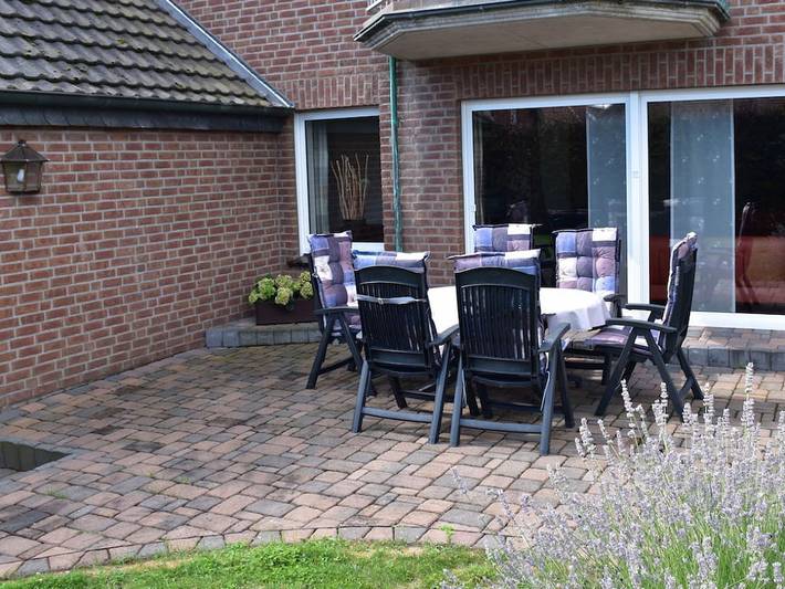 Ferienhaus in Emmerich mit Schwimmbecken in Emmerich, Kreis Kleve