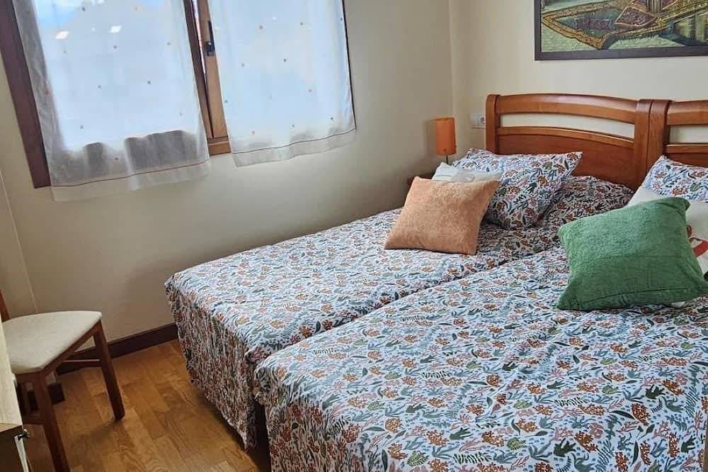 Entire apartment, Apartamento El Dejo in El Puente, Cangas de Onís