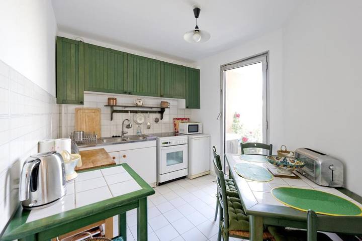 Gîte pour 4 personnes, avec terrasse dans Cathedrale Saint Andre De Bordeaux - 2