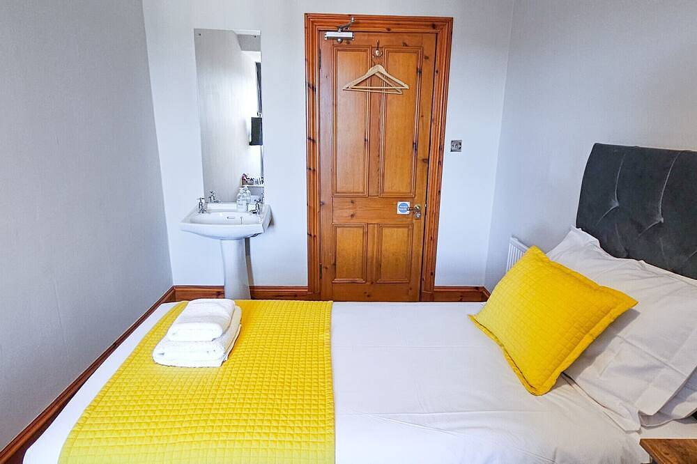 Mystayinn Melrose Villa Room 6 in Inverness, Highlands