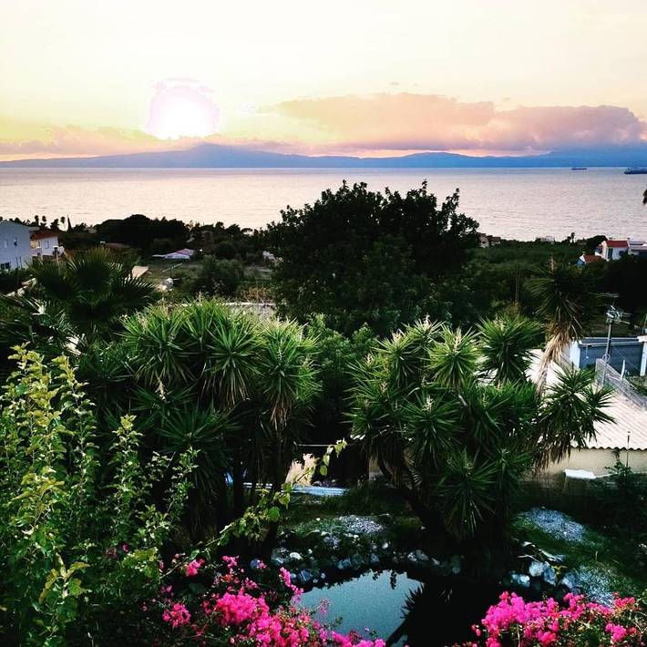 Location de vacances pour 9 personnes, avec vue et jardin dans Mikra Mandinia - 2