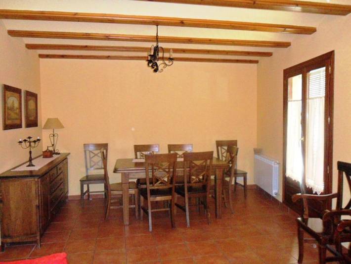 Casa rural para 12 personas, con balcón además de vistas y jardín en Els Ports - 2