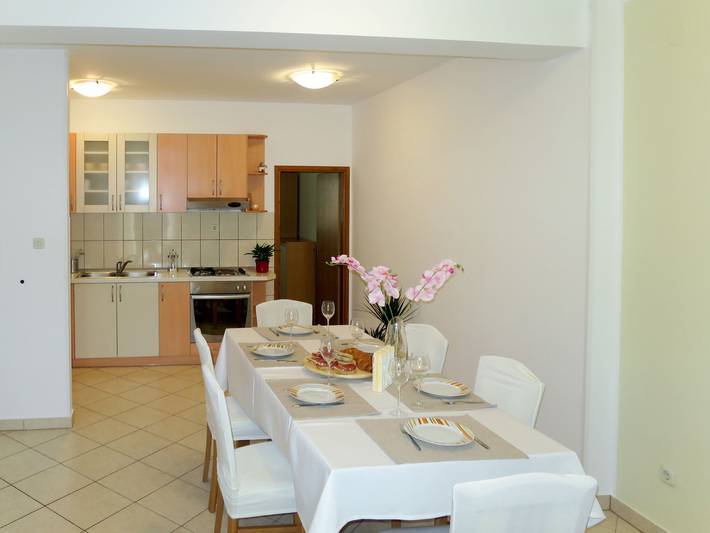 Ferienwohnung für 5 Personen, mit Balkon in Grad Šibenik - 3