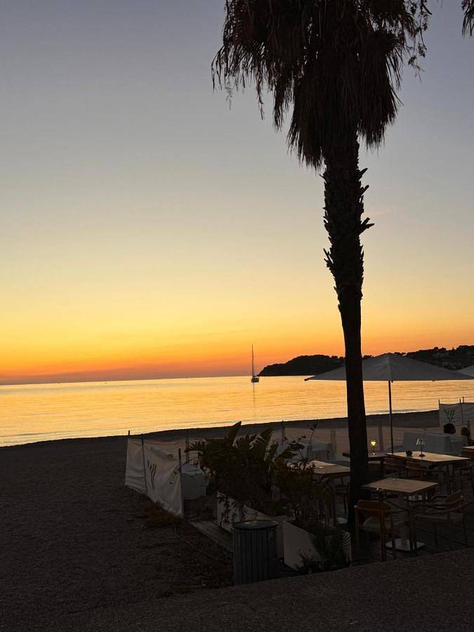 Gîte pour 4 personnes dans Theatre Galli Sanary Sur Mer - 2