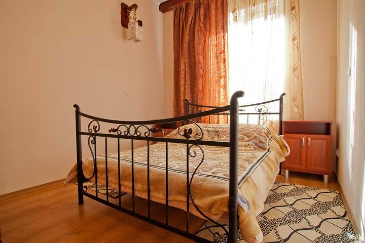 Maison d’hôte pour 2 personnes, avec jardin à Odessa