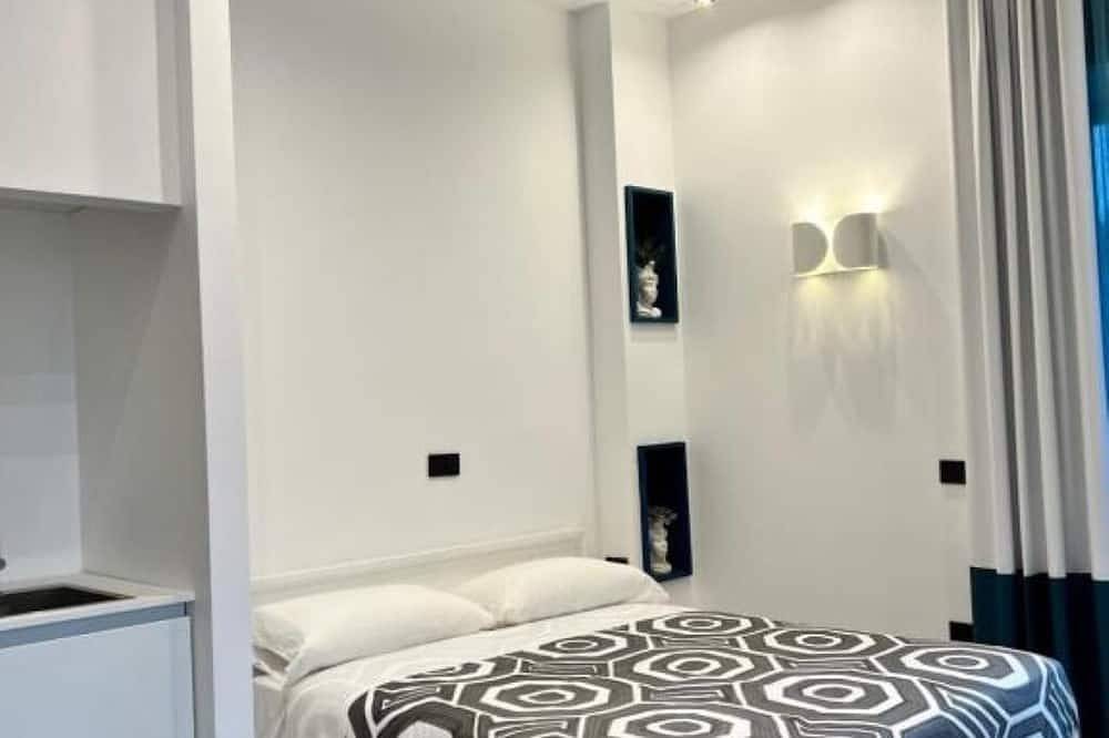 Ganze Wohnung, Mille912 relais: Deluxe Triple Room  in Piano di Sorrento, Sorrentinische Halbinsel