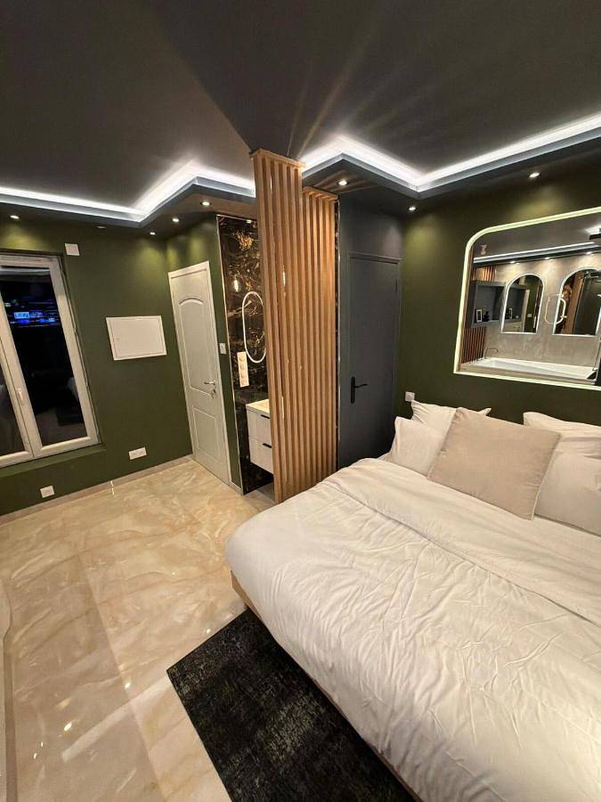 Gîte pour 2 personnes, avec jacuzzi à Villejust - 3